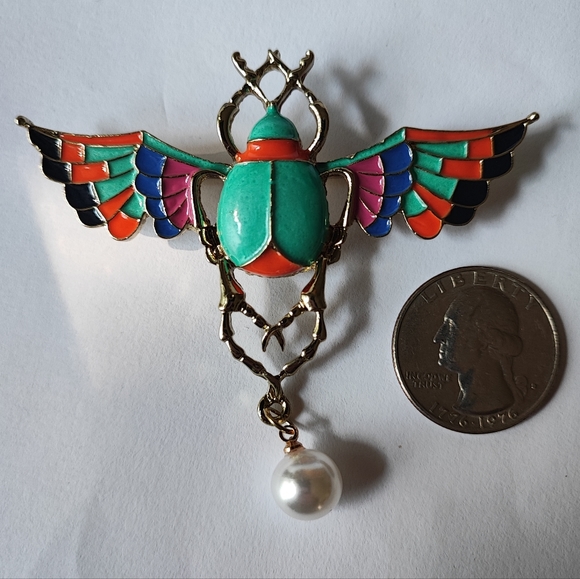 Winged Faux Pearl Enamel Scarab Brooch Signed S&M Pin Bug Insect Beetle NWOT - Picture 3 of 5